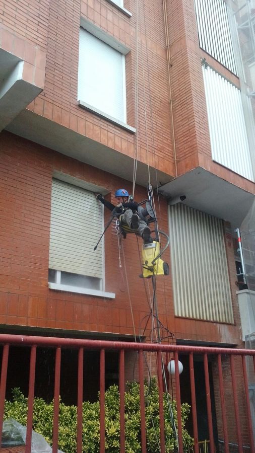 TRABAJOS VERTICALES