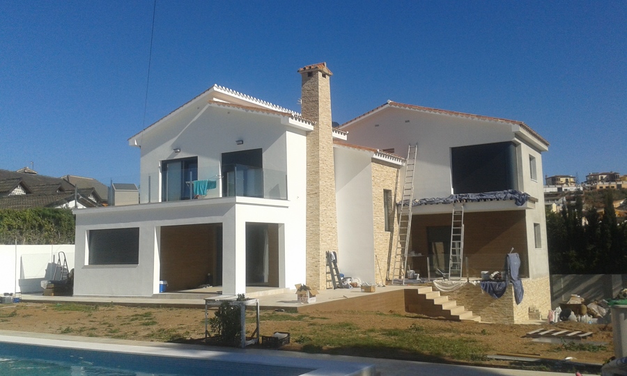 chalet blanco blanco