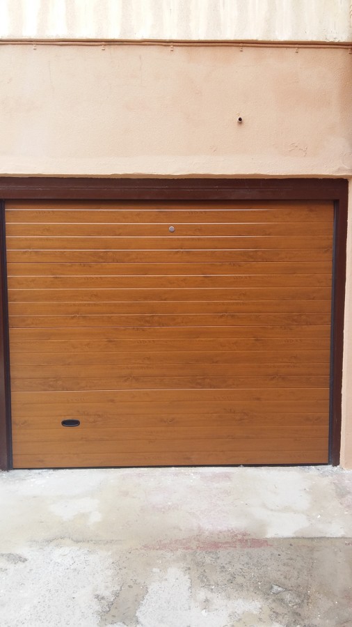 Puerta seccional 