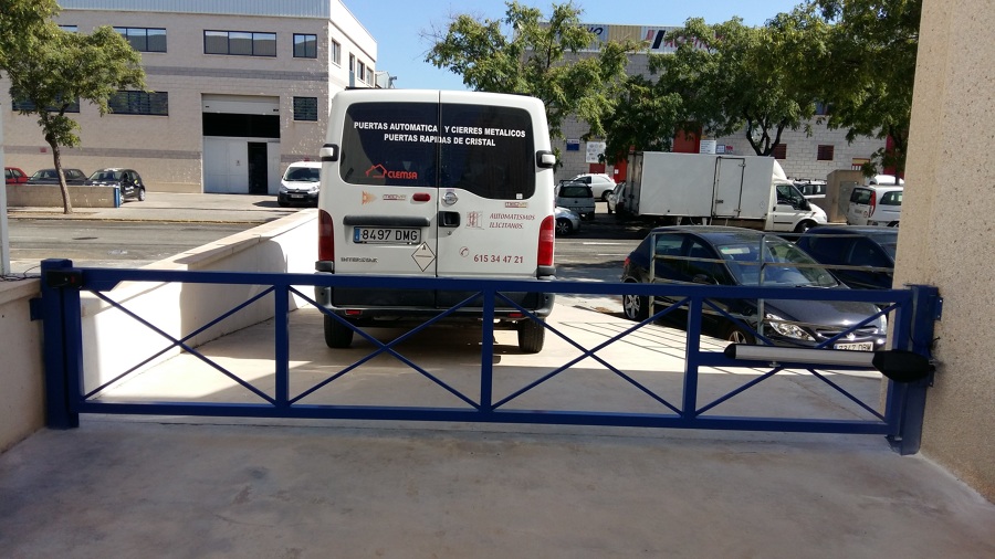 Puerta batiente 