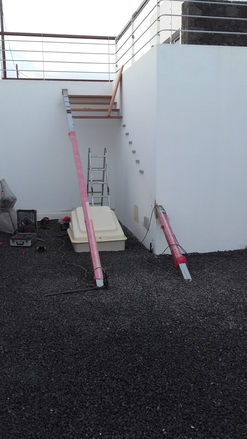 Construccion escalera acero inox madera