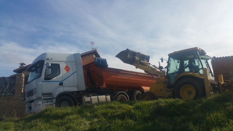 Cargando camion 