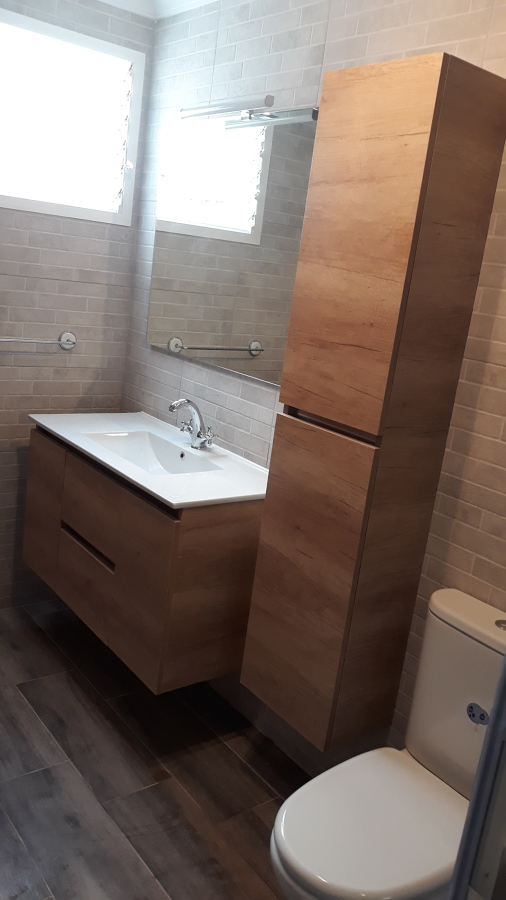 mueble y auxiliar