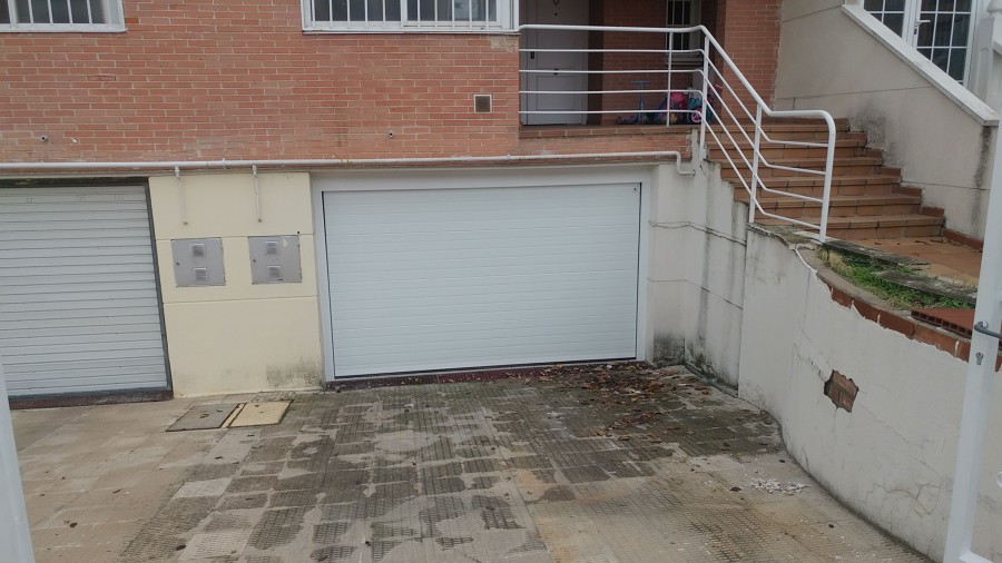 Puerta seccional