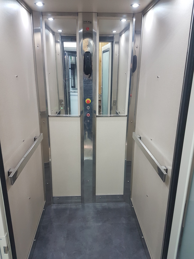 ASCENSOR UNIFAMILIAR KENIA