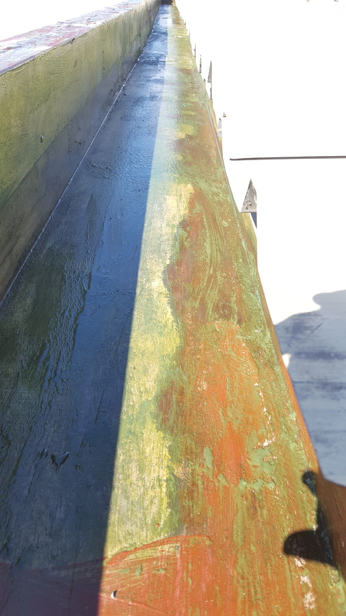 Impermeabilización de canalón con lámina de caucho (EPDM)