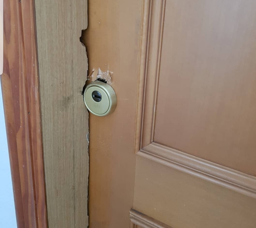 Puerta forzada