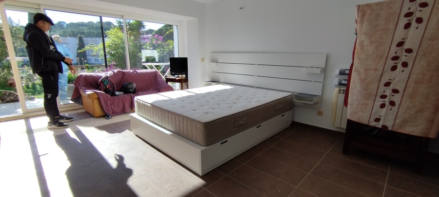 Cama