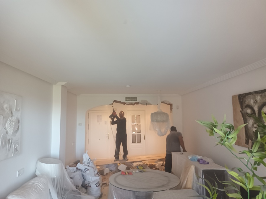Demolición de muro