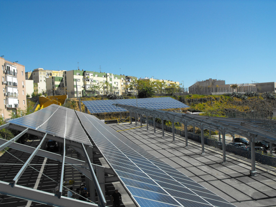 Instalación Fotovoltaica sobre Marquesina