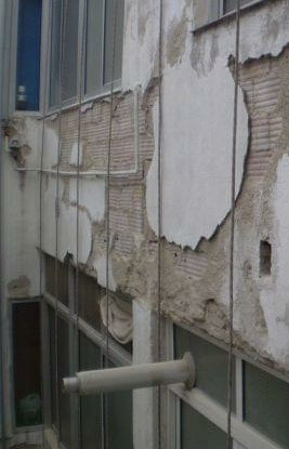 Reconstrucion de patio interior