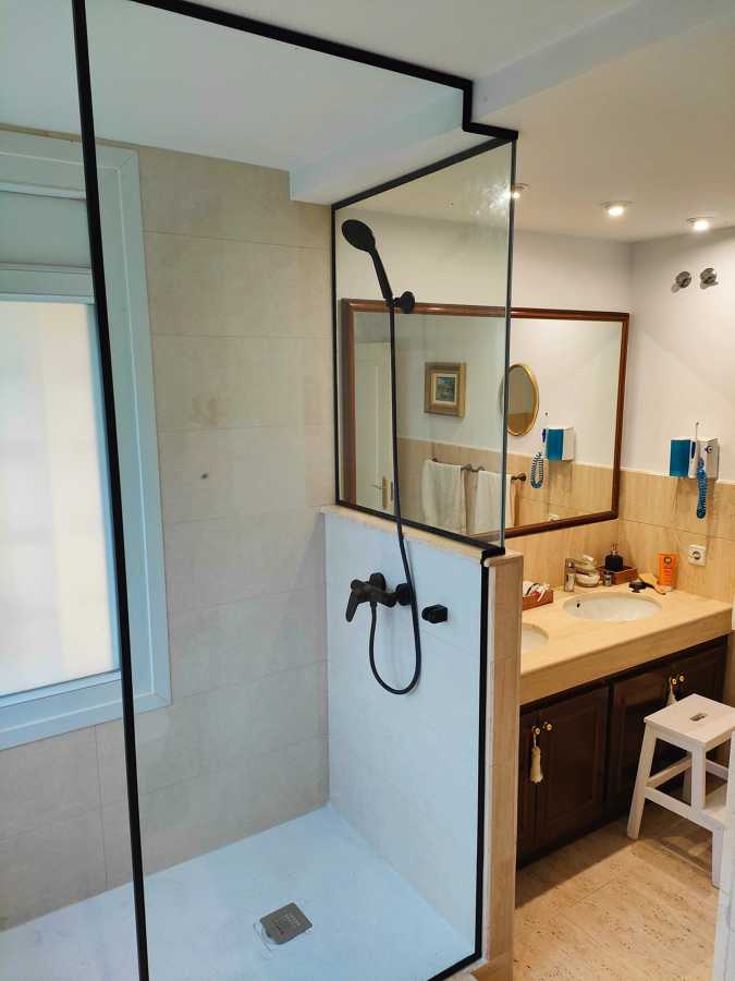 Mampara de baño