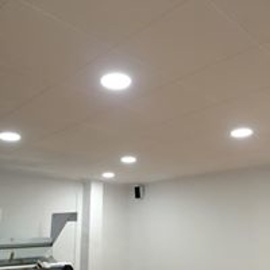 ILUMINACIÓN VERDULERIA
