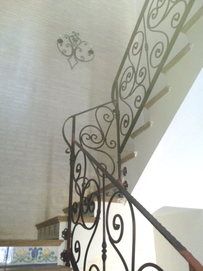 VIVIENDA EN LEBRIJA