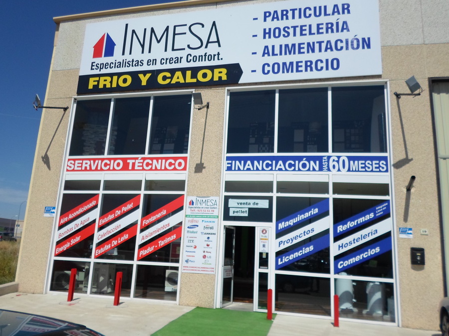 300 M2 DE EXPOSICION