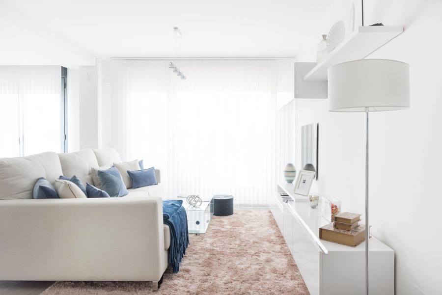 Salon lacado blanco