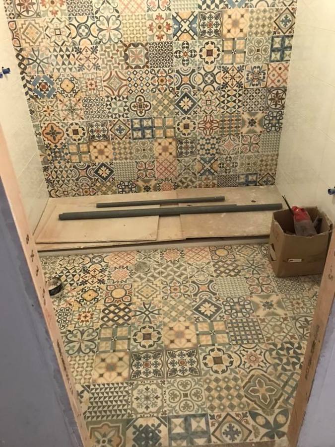 ALICATADO DE BAÑO