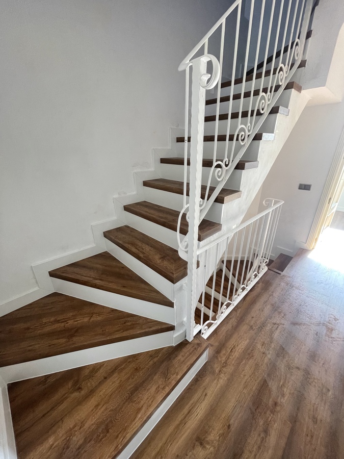 Escalera de madera