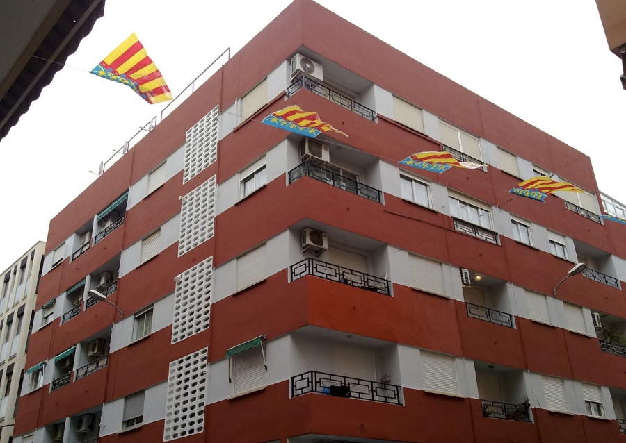 FACHADA BENETUSSER