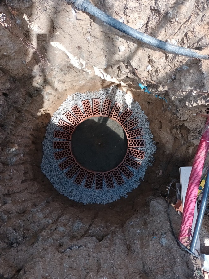Construcción de pozo de registro