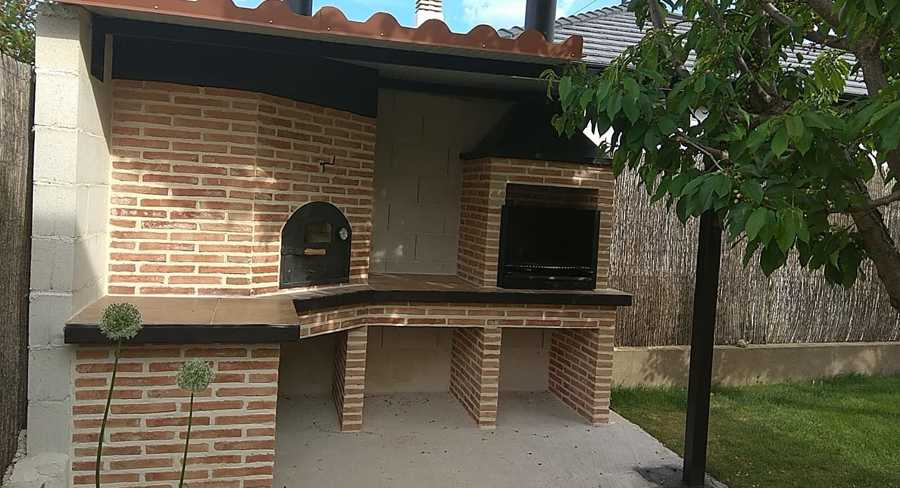 BARBACOA DE OBRA