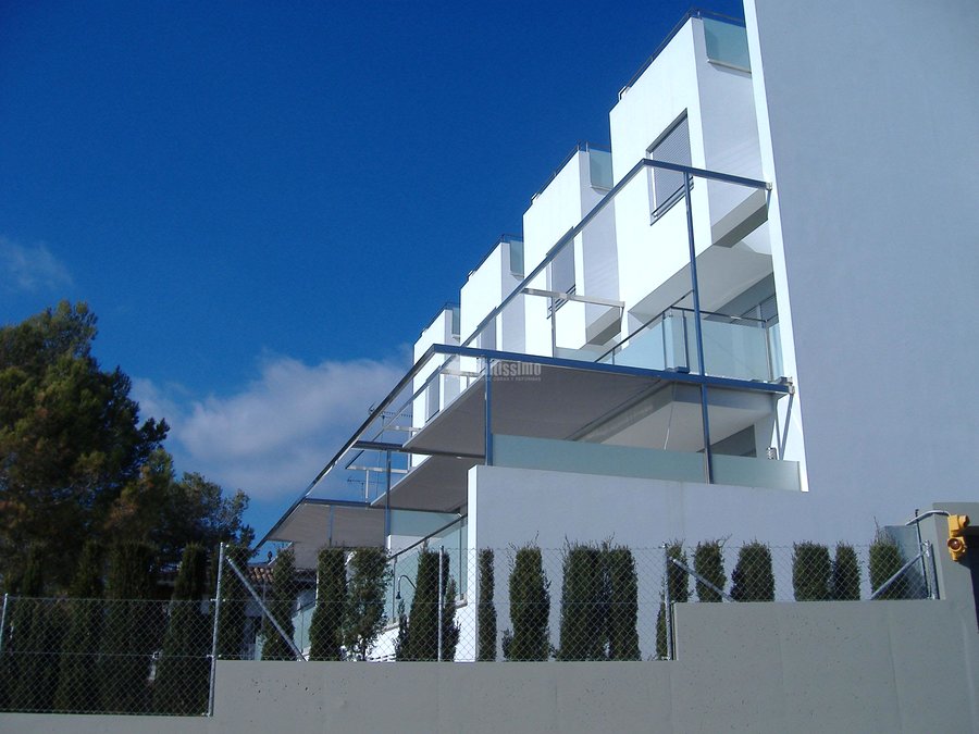 Tapiceros, Obras Menores, Toldos