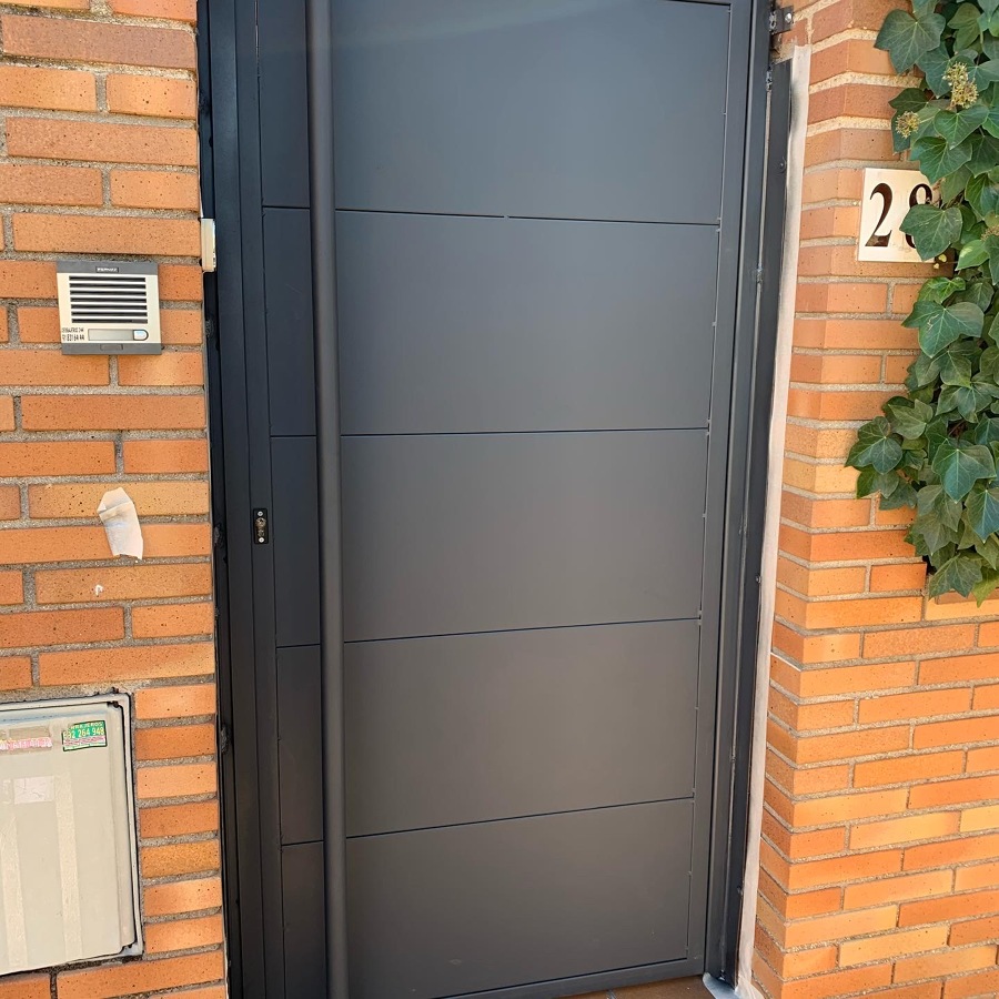 Puerta peatonal
