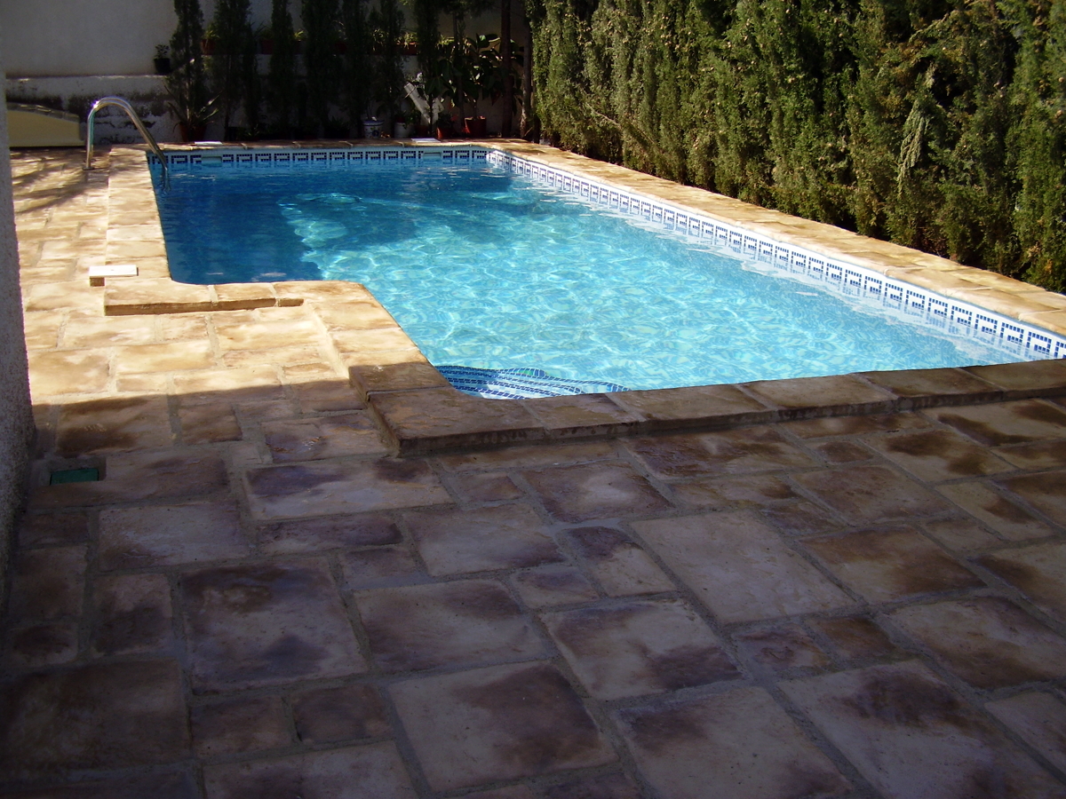 8X4 CALABARDINA