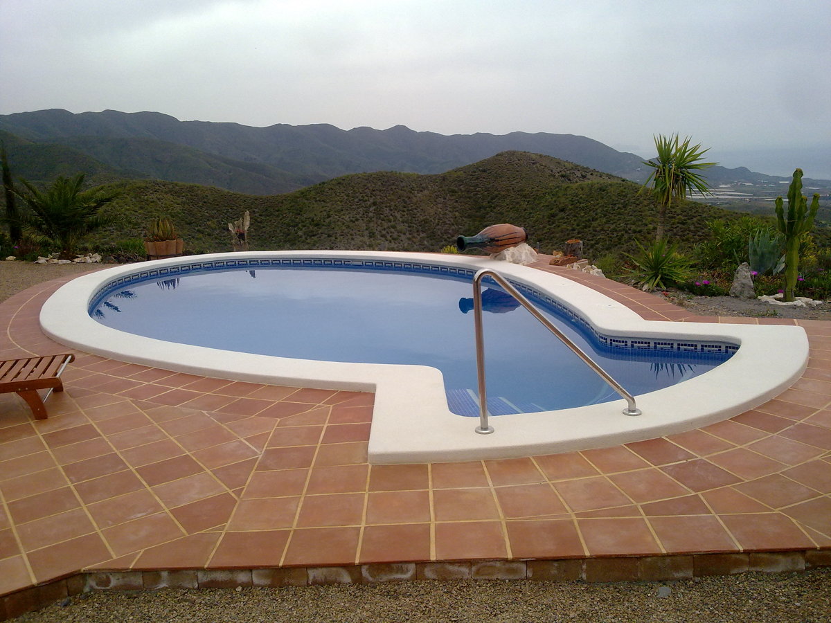 8X4 EL PESCADO CON JACUZZI  AGUILAS