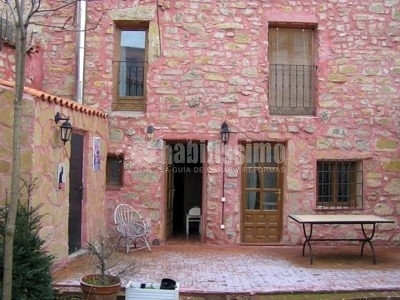 FACHADA DE PIEDRA
