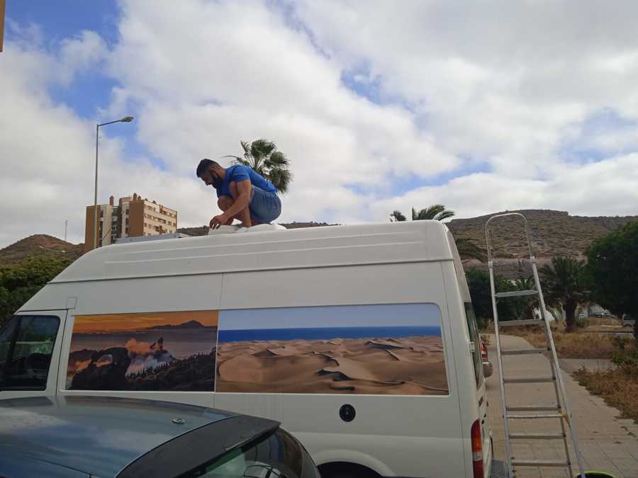 Limpieza integral vehículo camperizado