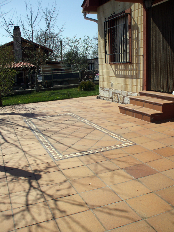 Foto: Aceras y Patios de Reformas Txisko #148719 - Habitissimo