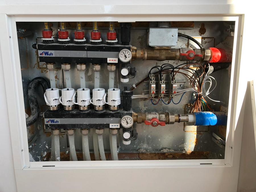 Colector suelo radiante