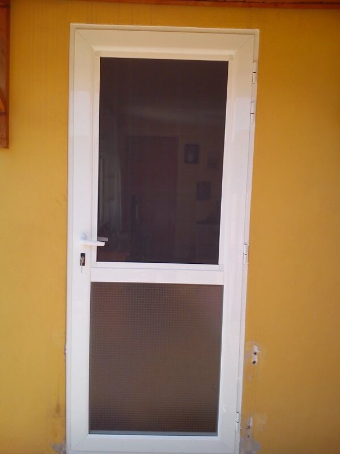 Puerta abatible 