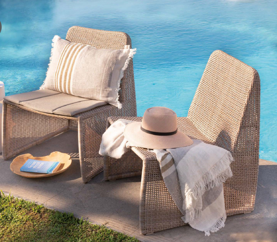MUEBLE DE EXTERIOR