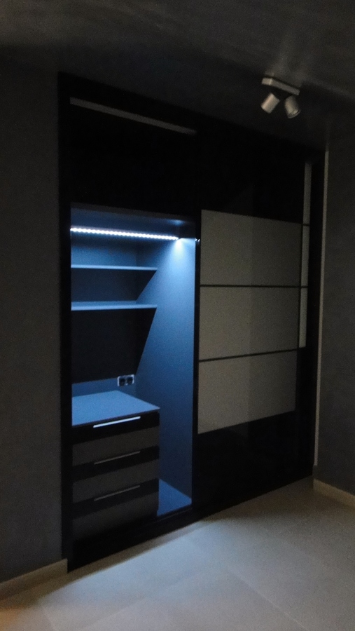 armario