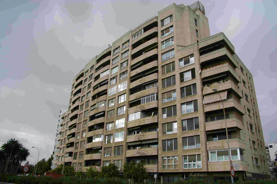 Avda Carrero Blanco nº 10