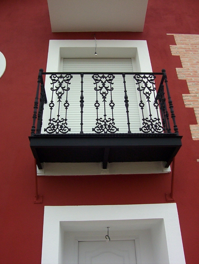 BALCON Y BARANDILLA
