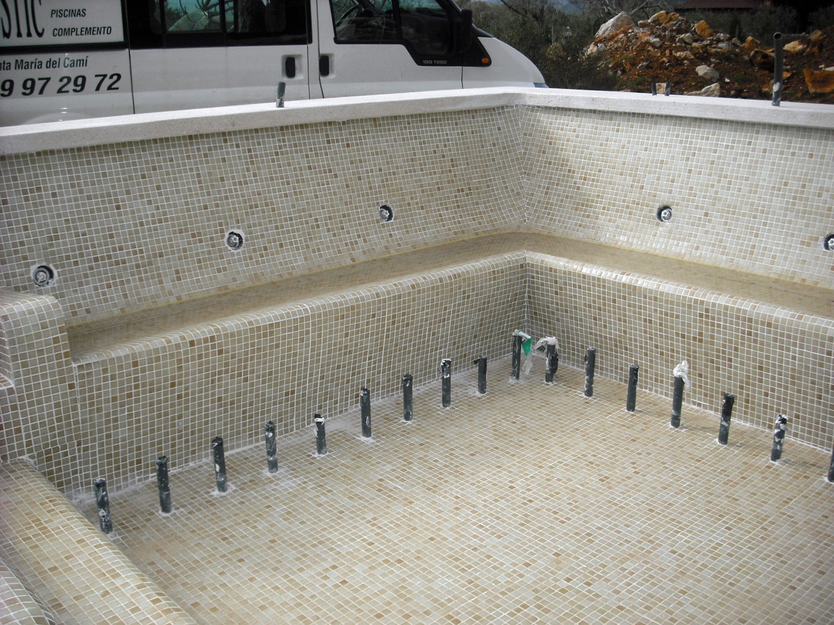 Foto: Banco Hidromasaje de Piscines JM Rustic #154539 - Habitissimo