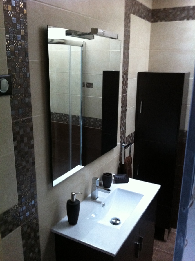 BAÑO C.L.R.