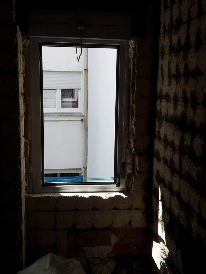 BAÑO Y ASEO AVILES