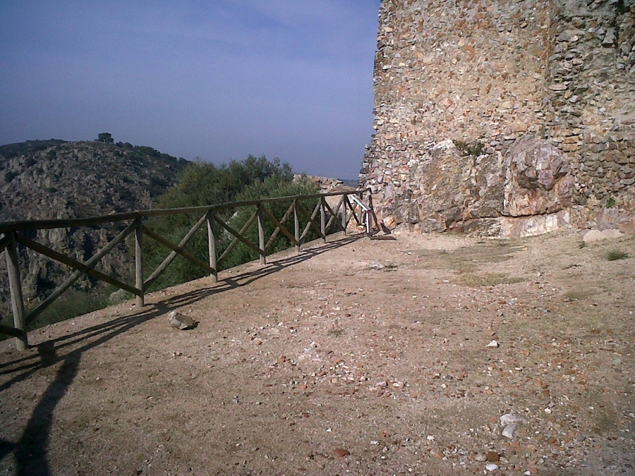 BARRICADA DE MADERA