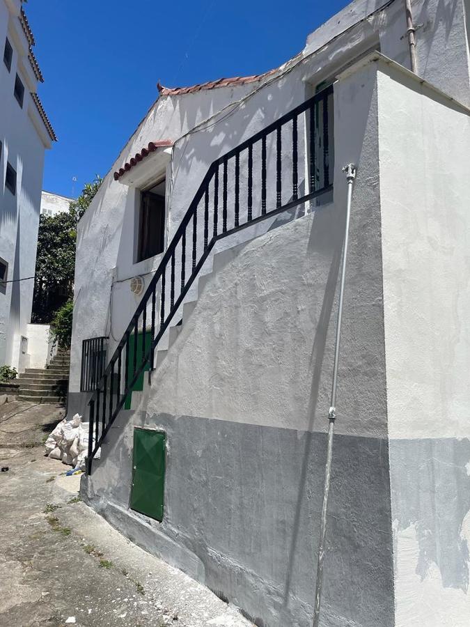 Proceso de pintura de fachada
