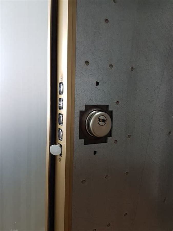 PUERTA ACORAZADA