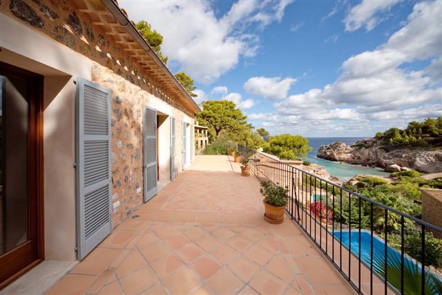 Cala Deia