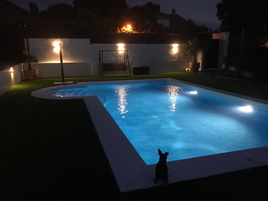PISCINA
