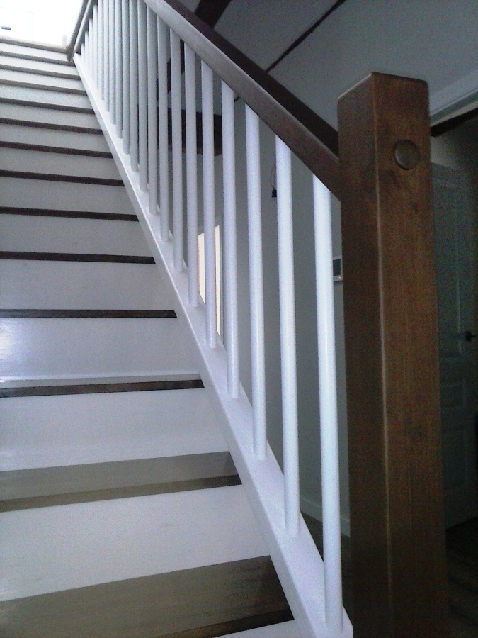 Escalera y barandilla