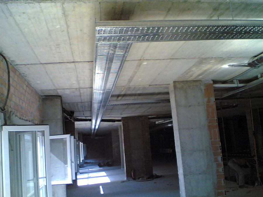 Canalización y cableado para instalación eléctrica en BT.