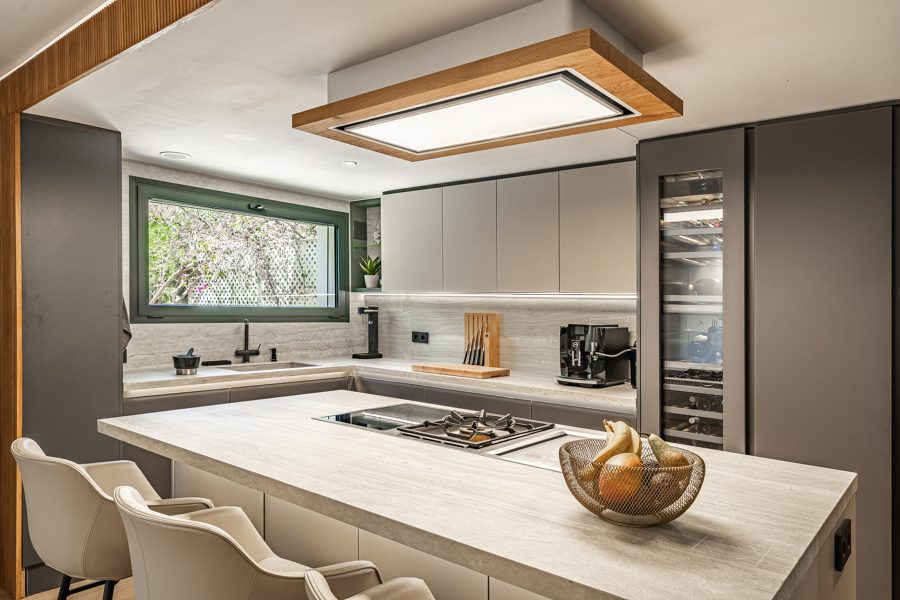 Modern kitchen