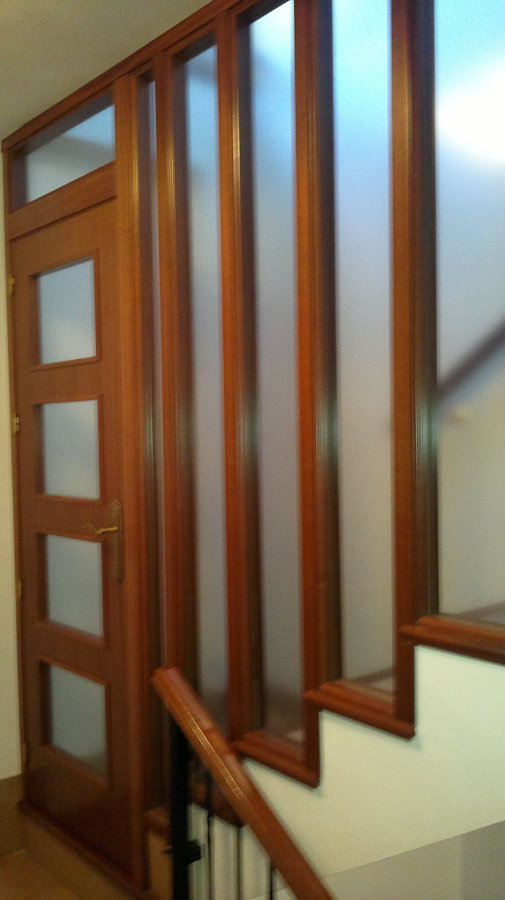 CERRADO DE ESCALERA